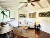 Cute and quaint little cottage on a homestead. アナホラのホテル