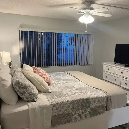 Perfect getaway NSB OV 2/2 sleeps 6, lg balcony, new upgrades,loads of amenities