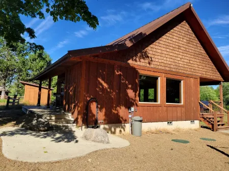 REMOTE HUMPTULIPS RIVER CABIN!