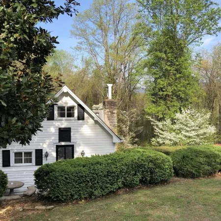 Historic Victoria Lea Guest Cottage In Downtown Tryon, NC