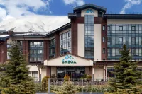 Snega Apart Hotel by Provence (Снега Апарт-отель) Отели рядом с достопримечательностью «Каро-фильм, кинотеатр»