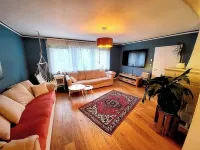 Haus mit Garten Direkt am Fluss mit Grillmöglichkeit, Terrasse und Viel Platz Hotels in Neumagen-Dhron