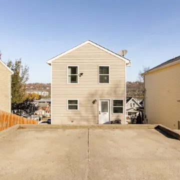 3 Story River Facing Deck-3 Miles to Downtown Cincinnati