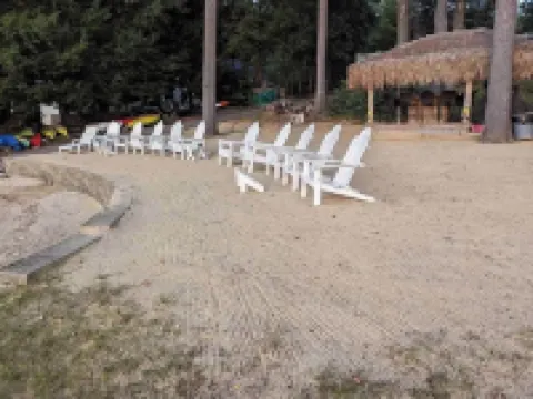 Charming Lakefront Studio Condo Hotels in Laconia