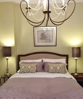 Mansions, History, and Shops at your doorstep! Walk to 40+ restaurants & pubs