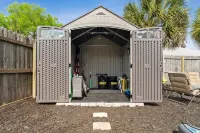 Fall Family Fun•4Br•Games•Fire Pit•Easy Beach Access•Fenced Yard•Pet Friendly - واي فاي