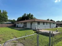Nice 3 Bedroom, 1.5 bathroom Chickasaw House Hotels near Central National Bank Center
