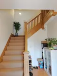 9 - Peaceful & Spacious 4B2B Upper Unit near FW