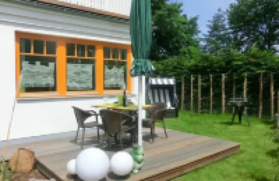 Vacations under the thatch quiet, retro-look apartment in the center of Wieck