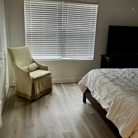 1147 NEW Cozy 2 Bedroom Condo on Mobile Bay