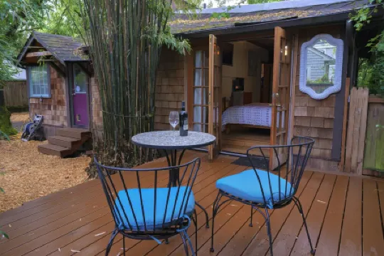 Entire Home in Downtown Eugene