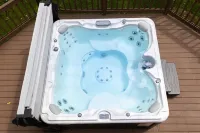 Whispering Creek Hot Tub Pool TennisGolf King Beds