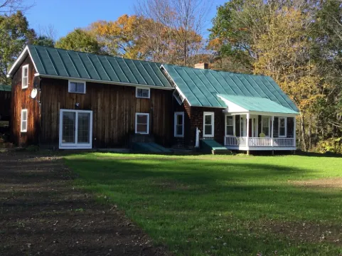 Classic, cozy farmhouse in the 4 season playground of VT's prettiest town!