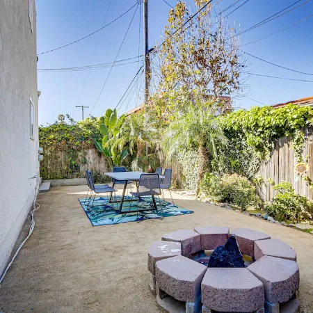 Luxe Three Bedroom Beach House with Private Patio