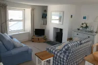 Cottage (2 bedrooms - 3 beds)  Polruan Fowey-stunning views over the estuary+sea