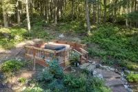 TreeTops Forest Retreat Hotels in Lopez