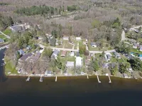 Rocky Racoon's Rustic Retreat at Sage Lake!  Dock slip & tons of fun await!!