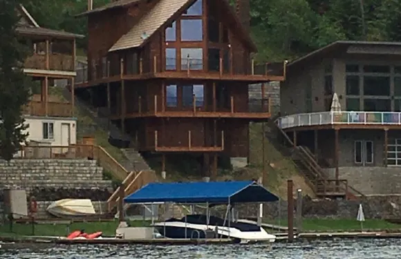 凱瑞灣湖畔小屋