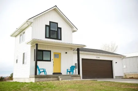 The Shelley Tiny House - Sleeps 5