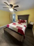 Multi Family waterfront house. Plenty of parking, close to springs.