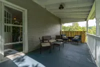 LaceyVilla - Huge home in Endless Mountains