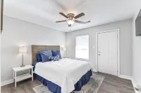 The Seaesta Shack-Colorado River-Lighted Fishing Pier-Starlink Wifi-Sleeps 9