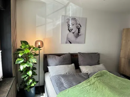 Ferienwohnung Altenburg Zum Zipfel Отели рядом с достопримечательностью «Bahnhof Center»