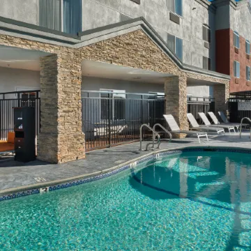 Holiday Inn Express ROCKLIN - GALLERIA AREA by IHG