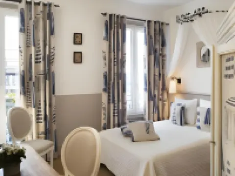 Hôtel le Central Hotels in Trouville-sur-Mer