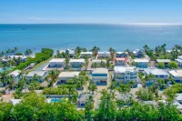 Bungalow #4 - 2 Bed/1 Bath & Pool in Islamorada
