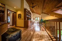 Mountain views, luxurious surroundings, nearby skiing, and a hot tub! Hoteles en Waitsfield