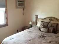 La Casa Vieja - Adorable Hideaway In Marathon, Texas Hotels in Marathon
