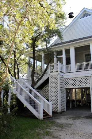 Water Front Edisto with Private Dock on Deep Creek Overlooking the Ocean