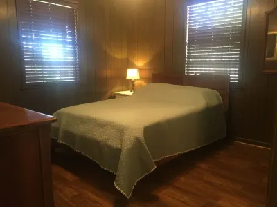 Perfect for PI graduations and Lowcountry getaways, close to PI and Sands Beach. 리브 오크스 공원 주변 호텔