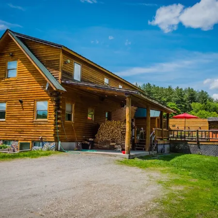 The Cabin that brings people together