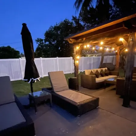MASSIVE HOME WITH HEATED POOL, NEAR BEACH IN SUNNY SOUTH FLORIDA