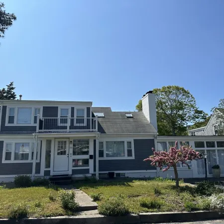 Hyannis Harborview -4Br Harbor Retreat + Beach Pass Included