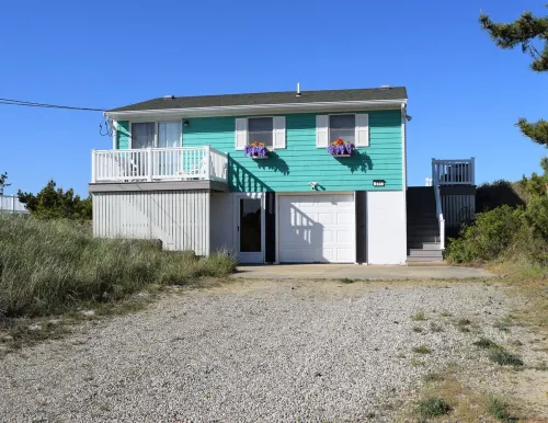 Oceanfront Cape Cod Home on Private Beach Just Steps to the Ocean w/AC