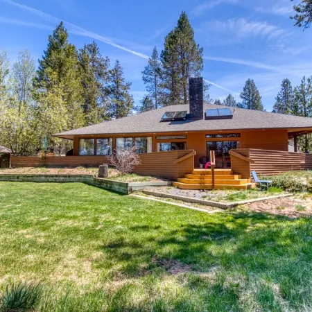 Dog Friendly Home w/ Hot Tub, 10 SHARC Passes, and Second Level EV Charger