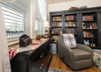 Room With Private Entrance & Private Bathroom & W/D