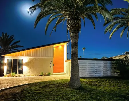 Steam and Rainfall showers, Chef's kitchen, king beds, 75 inch TV