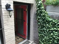 Private Apt. in Historic Home: Walk to Monuments, Museums & Convention Center. - Condos