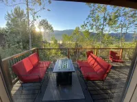 Incredible Views at the Steamboat Tree Haus
