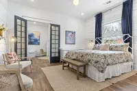 Blue & White Designer Home and Southern Style, South Haven 웨이코 컨벤션 센터 주변 호텔