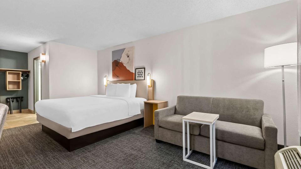 Spark by Hilton Bensalem Philadelphia