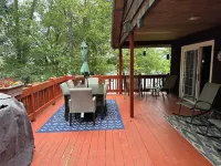 Private LakeFront ranch on Lake Wallenpaupack, PA.  Secluded.  Sunset view!