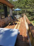 Your Cape Cod respite awaits! 5 minutes walk to quiet bay beach.