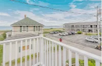 The Sea Gaze - 5BR with Beach Path