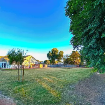 Spacious 6-bedroom house in Gilbert with AC, WiFi