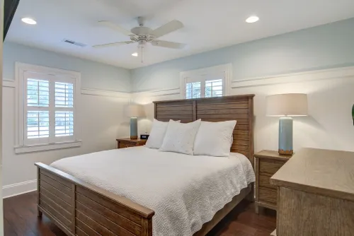 Southern Dream! Newly Heatable Private Pool- Just Steps from Ocean!!